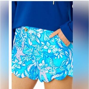 Lilly Pulitzer NWT 5” Buttercup Shorts Size 10. Sound the Siren Print